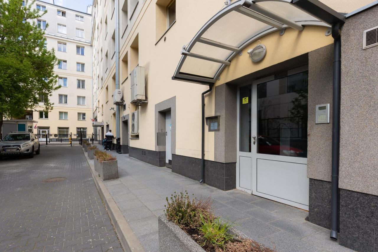 Fashionable City Center Apartment By Noclegi Renters Warsaw Exterior photo